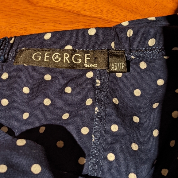 FREE WITH PURCHASE pin-up style halter dress - Picture 5 of 5